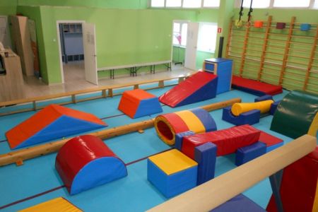 Игровая гимнастическая зона для совсем маленьких спортсменов